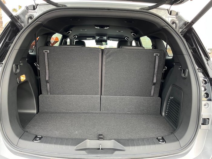 2025 Isuzu MU-X LS-T