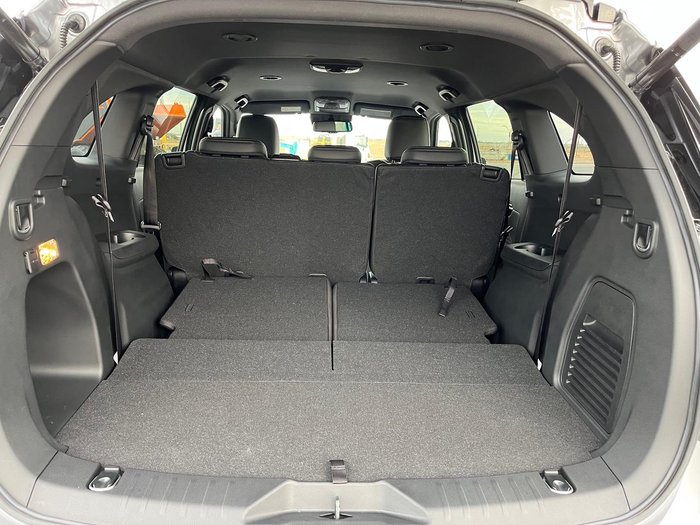 2025 Isuzu MU-X LS-T