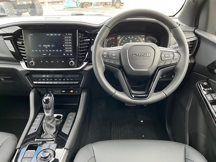 2025 Isuzu MU-X LS-T