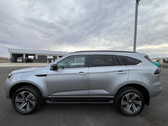 2025 Isuzu MU-X LS-T