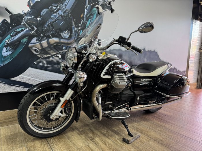 2014 MOTO GUZZI CALIFORNIA TOURING Black