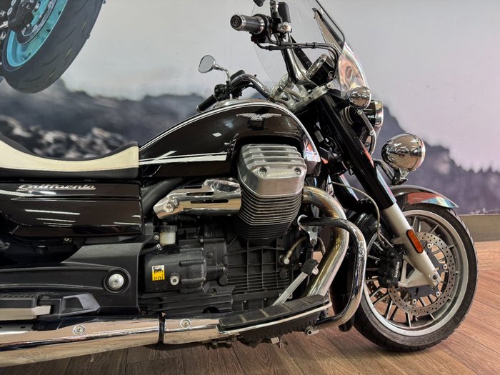 2014 MOTO GUZZI CALIFORNIA TOURING Black