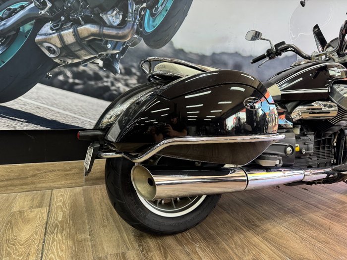 2014 MOTO GUZZI CALIFORNIA TOURING Black