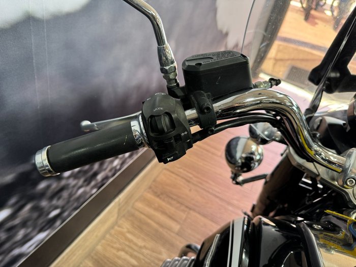2014 MOTO GUZZI CALIFORNIA TOURING Black