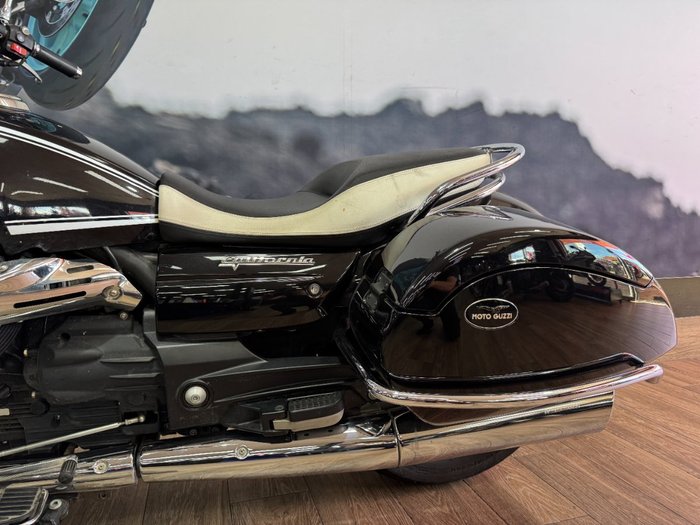 2014 MOTO GUZZI CALIFORNIA TOURING Black