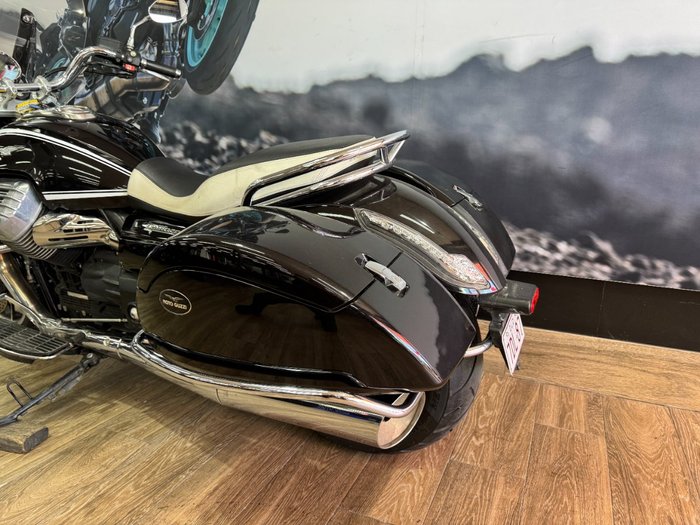 2014 MOTO GUZZI CALIFORNIA TOURING Black
