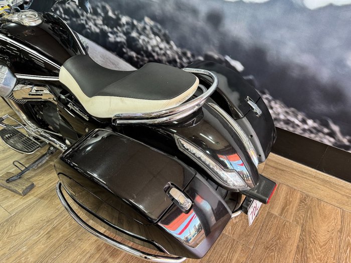2014 MOTO GUZZI CALIFORNIA TOURING Black