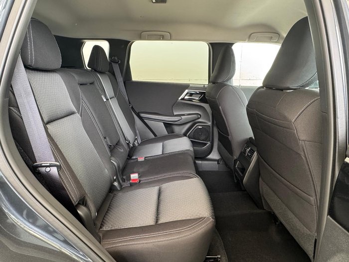 2025 Mitsubishi Outlander LS