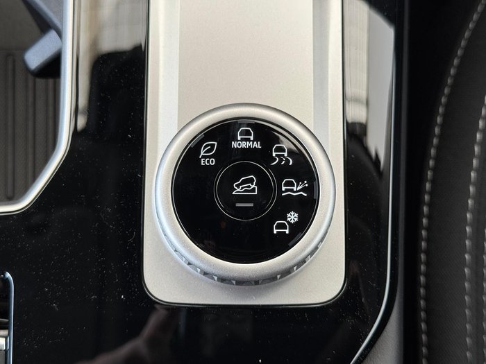 2025 Mitsubishi Outlander LS