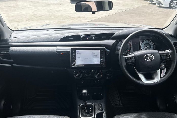 2021 Toyota Hilux SR