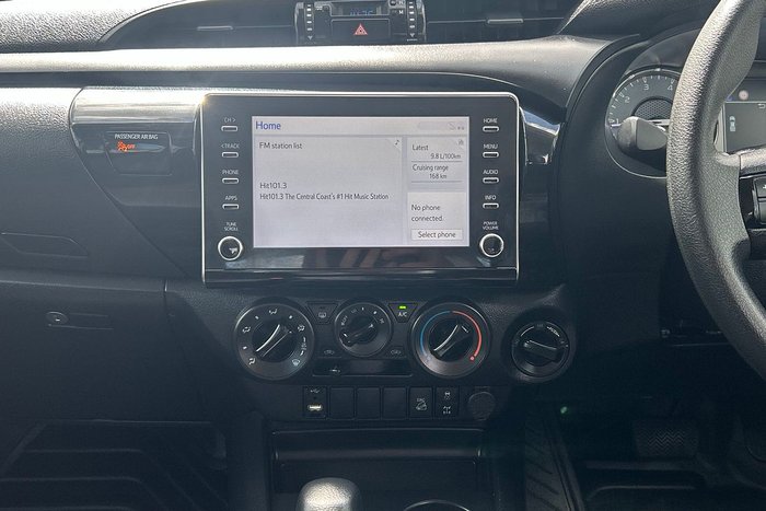 2021 Toyota Hilux SR