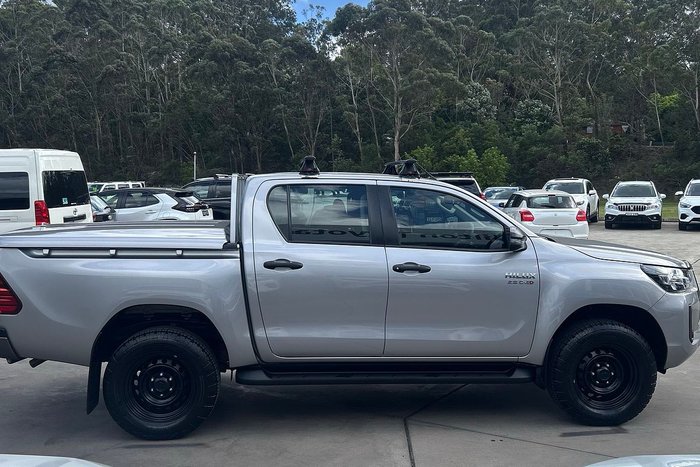 2021 Toyota Hilux SR