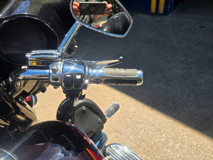 2011 HARLEY-DAVIDSON FLHTCUSE6 CVO U/C ELECTRAGLIDE Black/Red