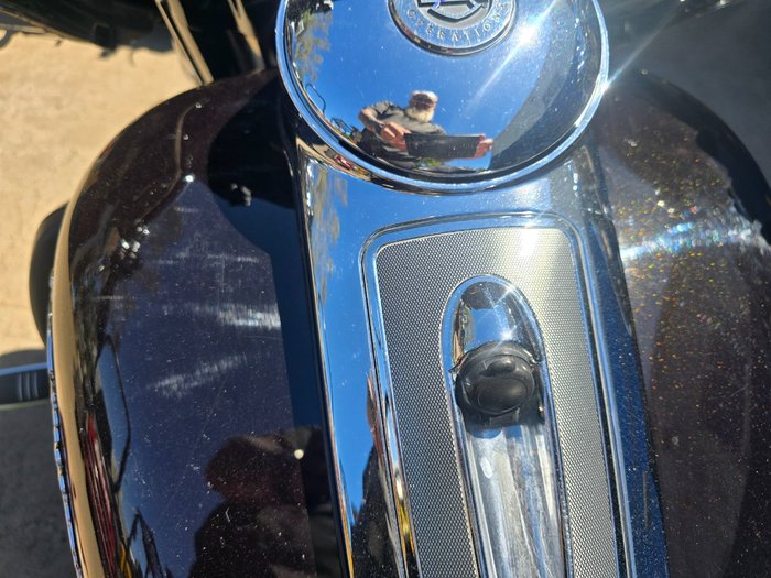 2011 HARLEY-DAVIDSON FLHTCUSE6 CVO U/C ELECTRAGLIDE Black/Red