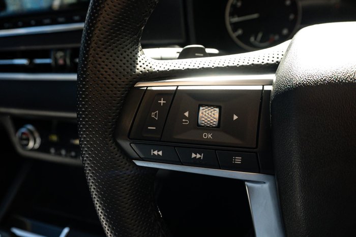 2022 Mitsubishi Outlander LS