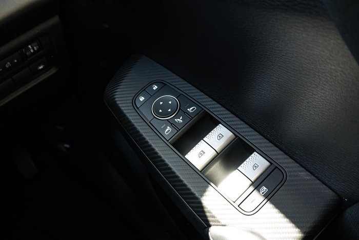 2022 Mitsubishi Outlander LS