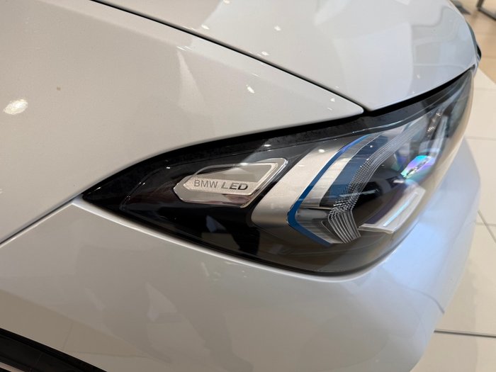 2023 BMW 3 Series 330i M Sport