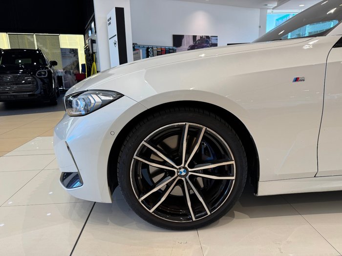2023 BMW 3 Series 330i M Sport