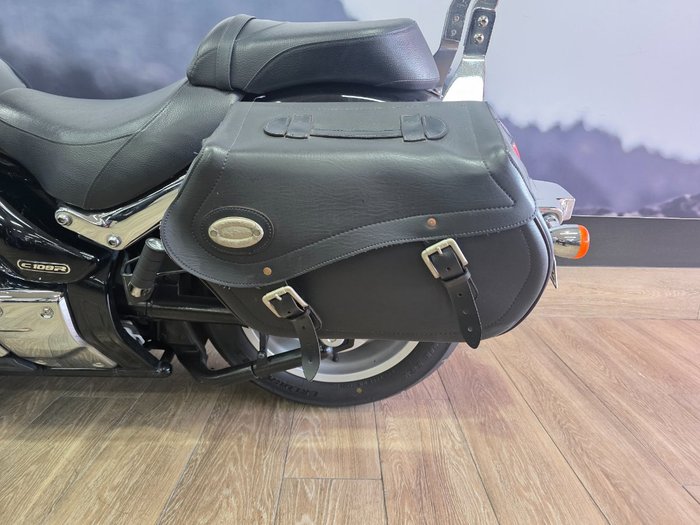 2010 Suzuki BOULEVARD (C109R) Black