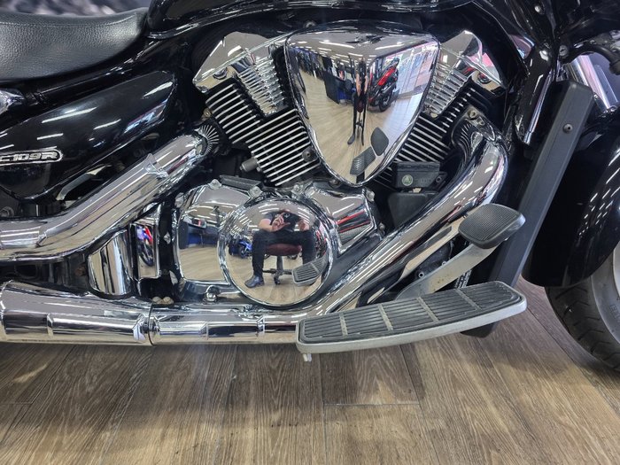 2010 Suzuki BOULEVARD (C109R) Black