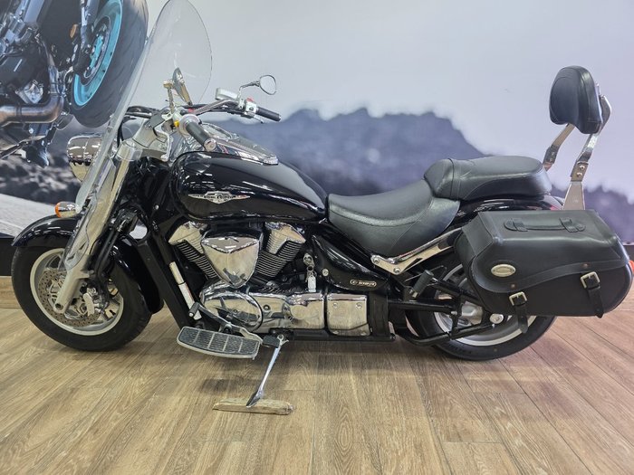 2010 Suzuki BOULEVARD (C109R) Black