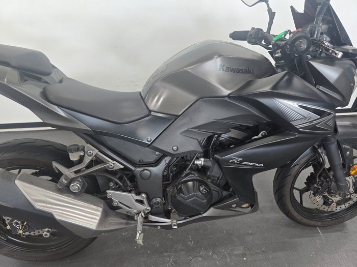 2016 Kawasaki Z300 ABS SE (LAMS) GREY