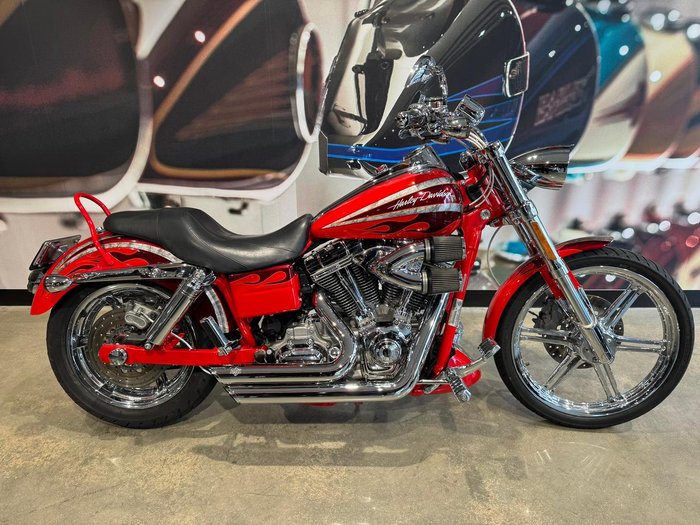 2008 Harley-Davidson Screamin' Eagle Dyna 1803 (FXDSE) CVO Red
