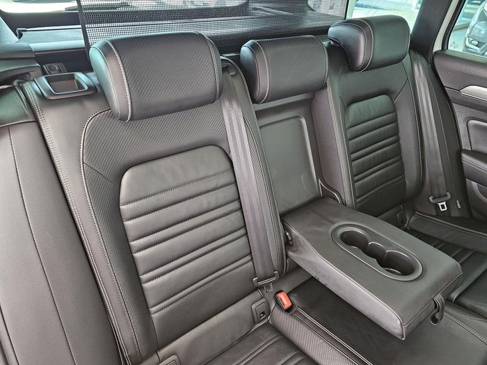 2019 Volkswagen Passat 206TSI R-Line