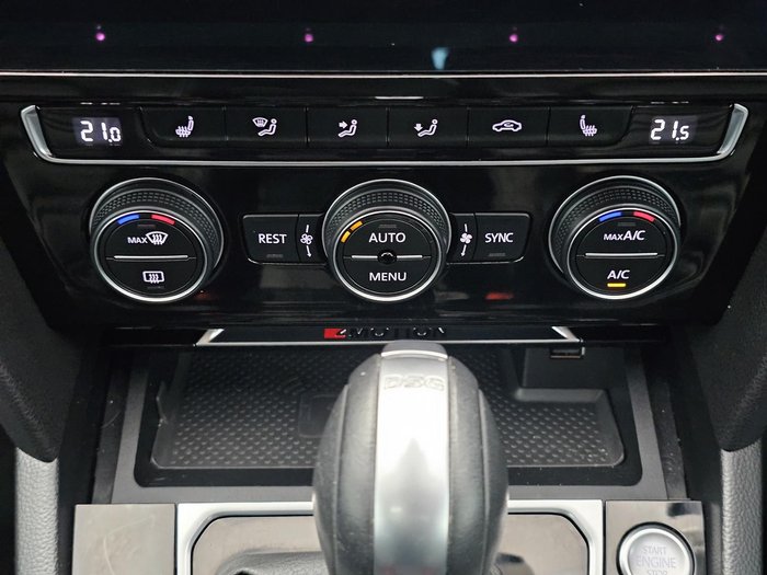 2019 Volkswagen Passat 206TSI R-Line