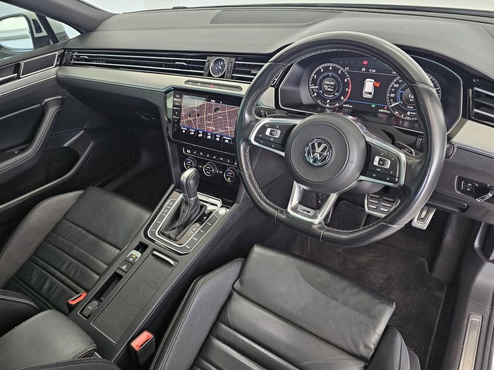 2019 Volkswagen Passat 206TSI R-Line