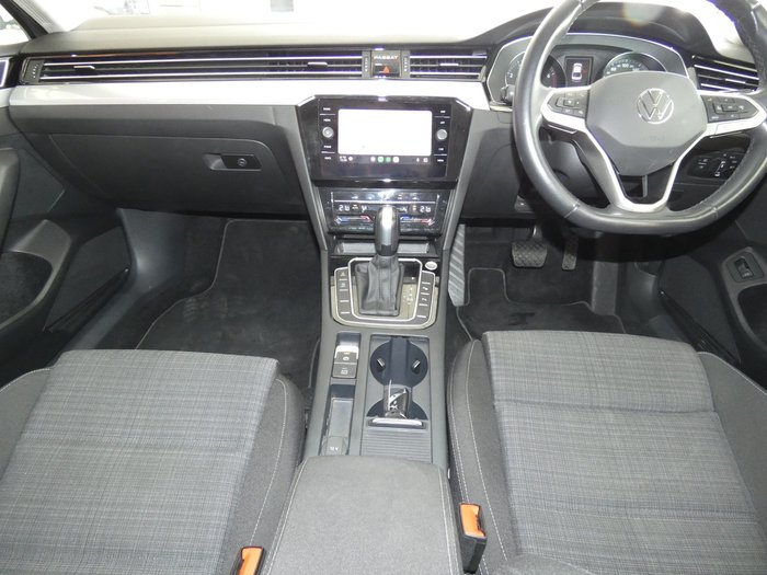 2022 Volkswagen Passat 140TSI Business