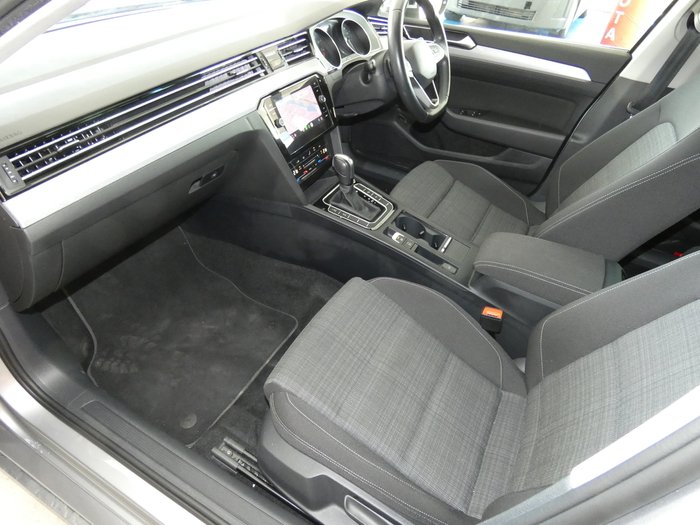 2022 Volkswagen Passat 140TSI Business