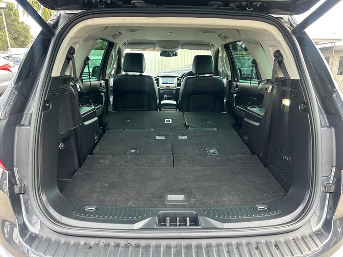 2022 Ford Everest Trend