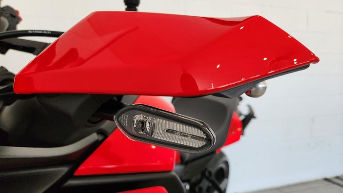 2023 Yamaha Tracer 7 MT Red