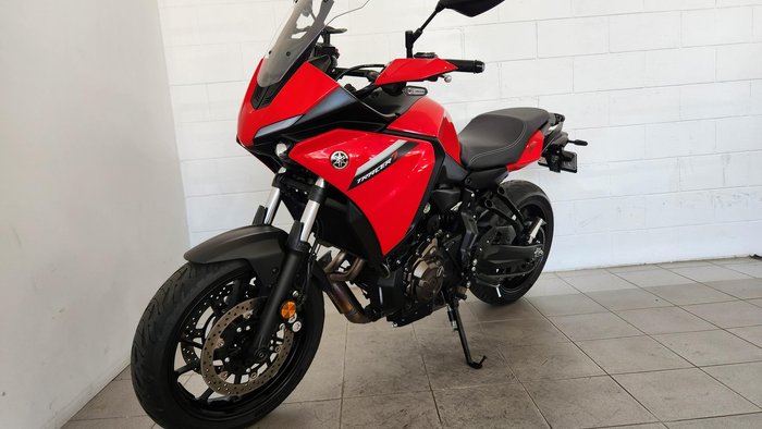 2023 Yamaha Tracer 7 MT Red