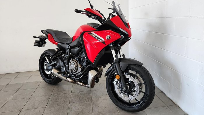 2023 Yamaha Tracer 7 MT Red