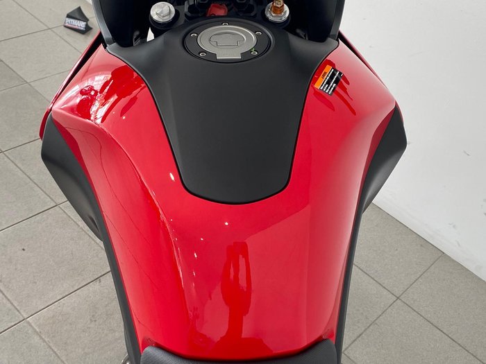2023 Yamaha Tracer 7 MT Red