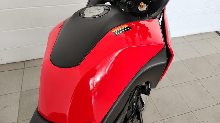 2023 Yamaha Tracer 7 MT Red