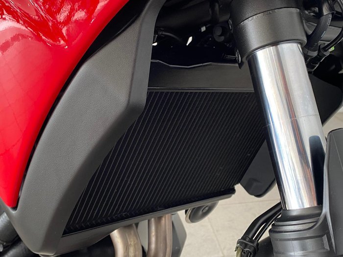 2023 Yamaha Tracer 7 MT Red