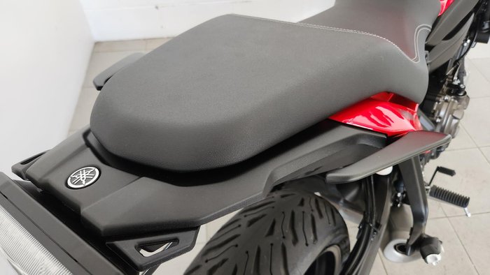 2023 Yamaha Tracer 7 MT Red