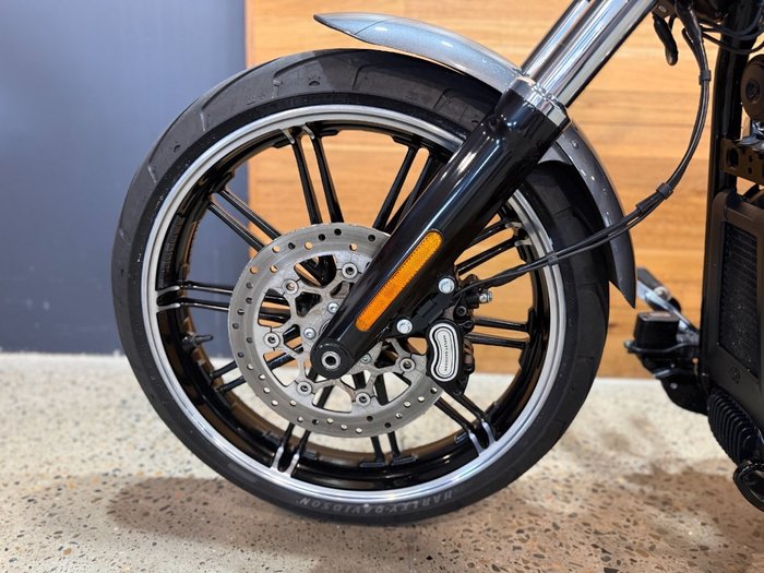 2022 Harley-davidson FXBRS BREAKOUT (114) HIGHTAIL YELLOW PEARL