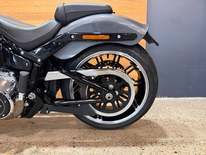2022 Harley-davidson FXBRS BREAKOUT (114) HIGHTAIL YELLOW PEARL
