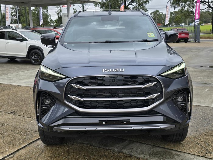 2025 Isuzu MU-X LS-T