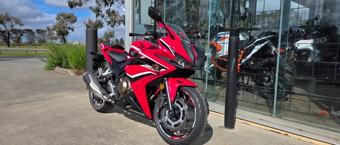 2017 Honda CBR500R RED