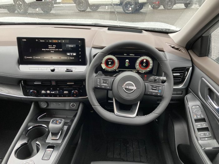 2025 Nissan X-TRAIL TI