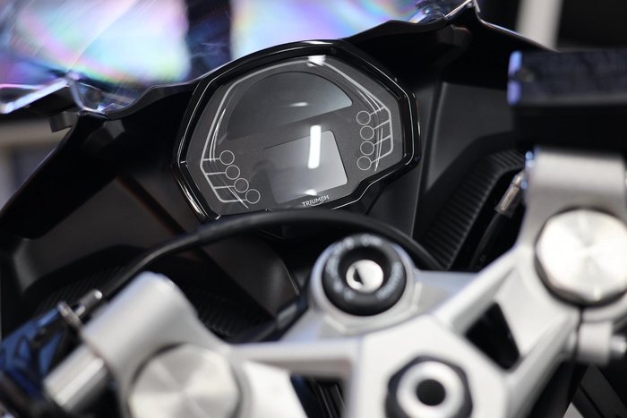 2025 Triumph Daytona 660 Daytona Black