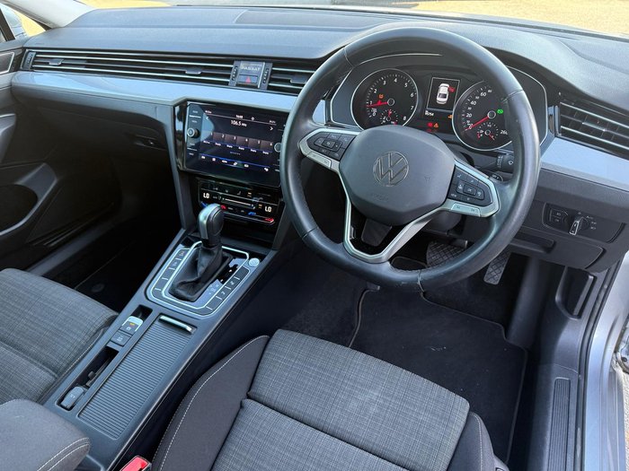 2022 Volkswagen Passat 140TSI Business