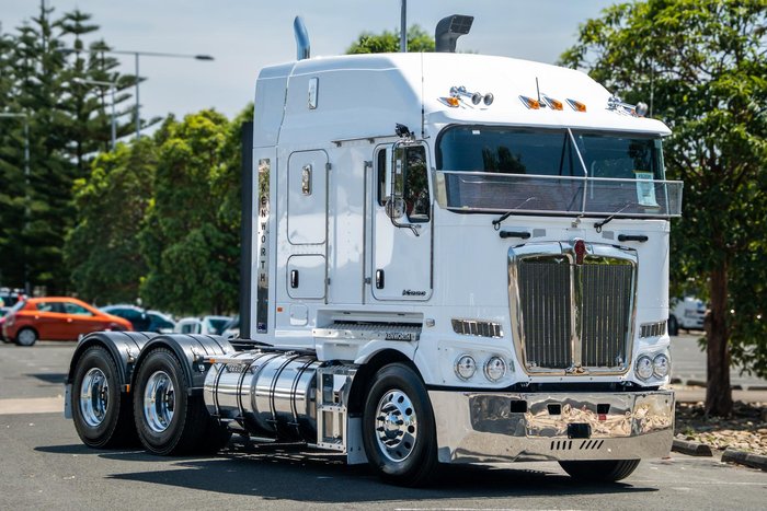 2025 Kenworth K220