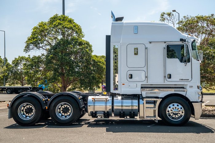 2025 Kenworth K220