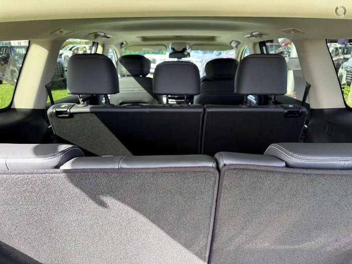 2025 LDV D90 Executive